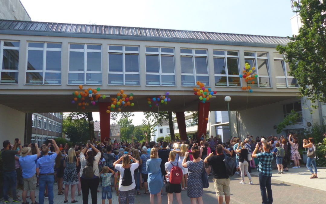 Sonniger Einstand für neue Gesamtschülerinnen und Gesamtschüler