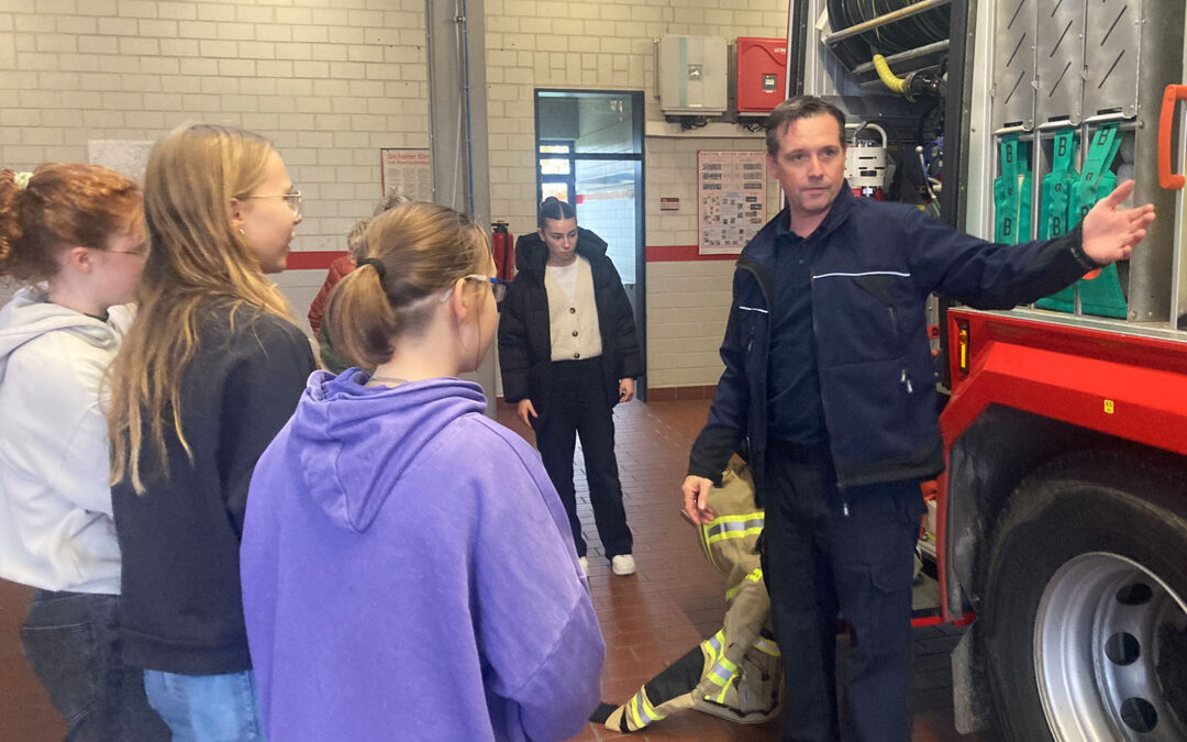 AG Sani-intensiv zu Besuch bei der Feuerwehr Goch