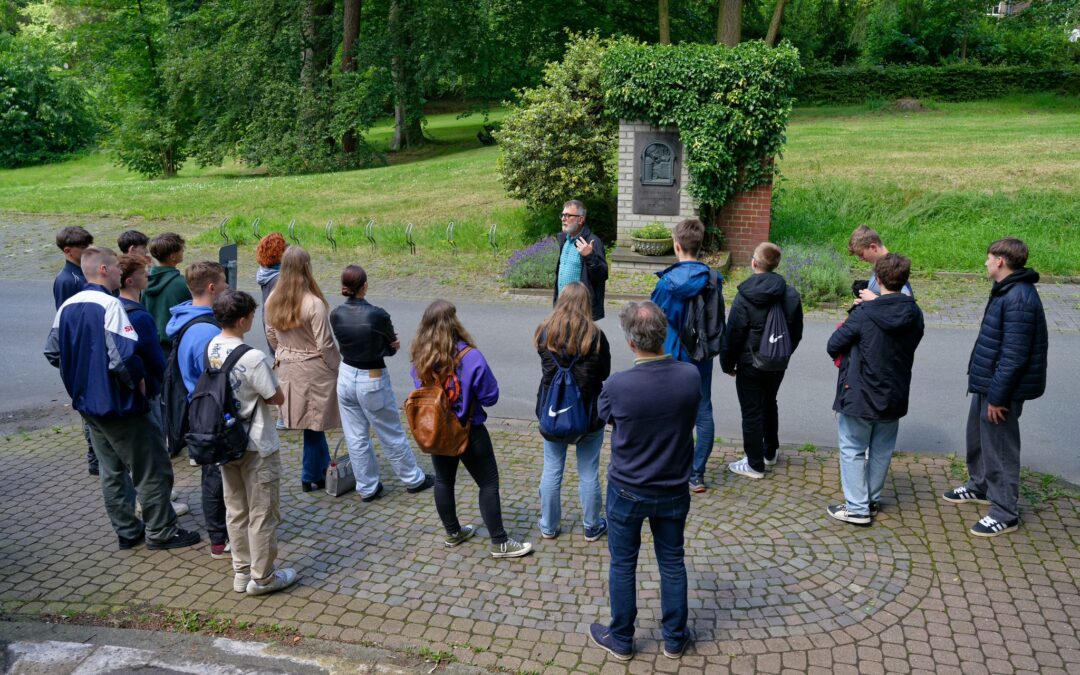 Geschichtsexkursion: Auseinandersetzung mit der Vergangenheit der Klinik in Bedburg-Hau